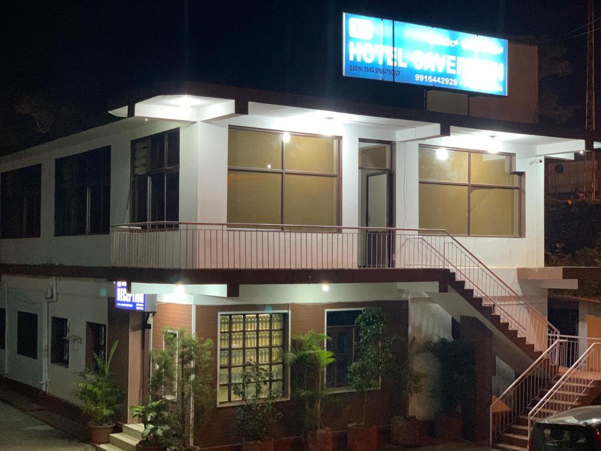 Hotel Caveri Inn Мадикери Екстериор снимка