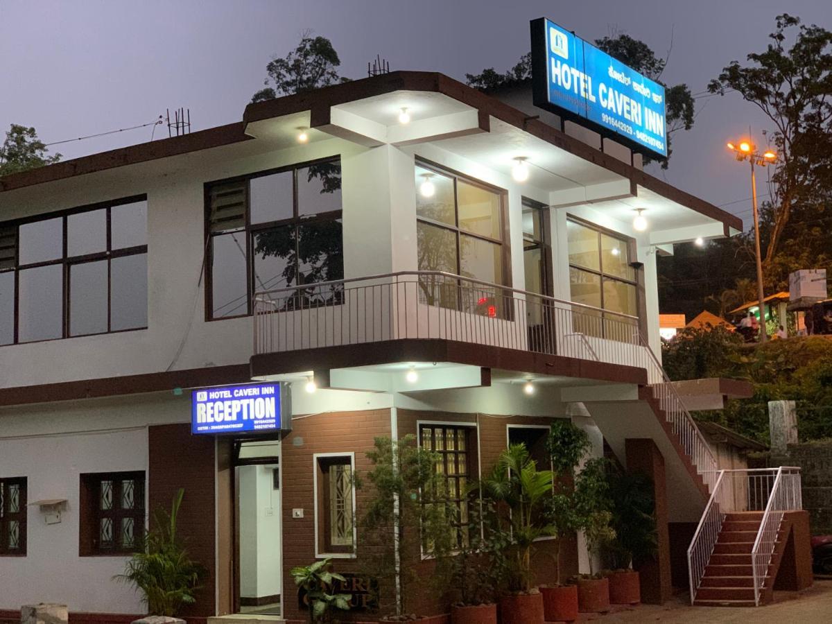 Hotel Caveri Inn Мадикери Екстериор снимка